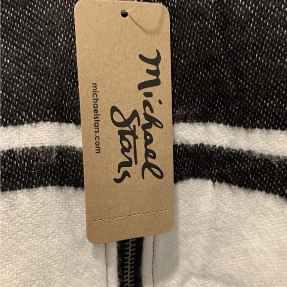 NWT- Michael Stars poncho - Picture 6 of 7
